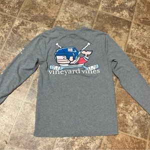 Vineyard Vines Long Sleeve Hockey Whale Shirt Size Mens XS